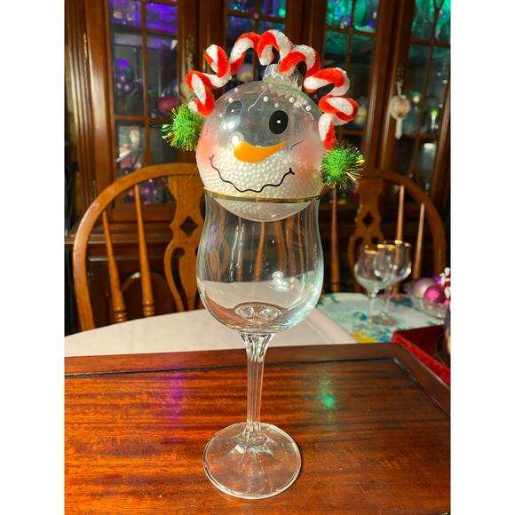 Snowman Head Christmas Ornament 3 inch Clear Ball w foam snow inside & earmuffs - Picture 2 of 15